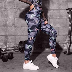 Sommer Ray butterfly Camo leggings